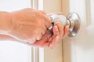 Residential Hollywood Emergency Locksmith